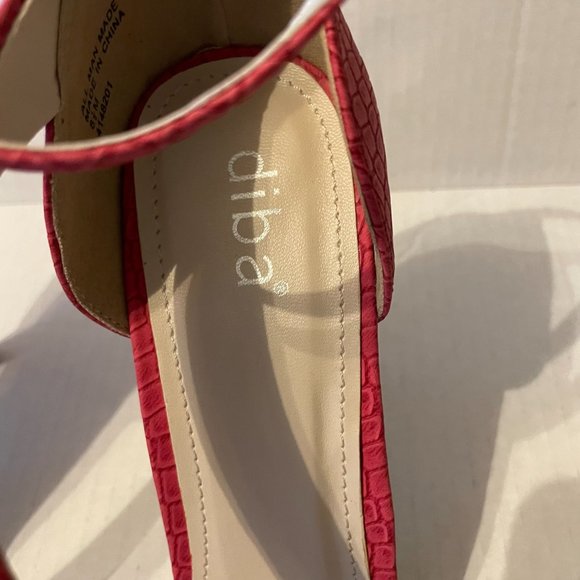 Diba Strap Sandal Fushia - Picture 4 of 7